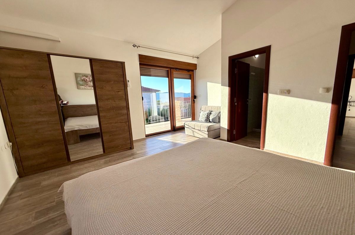 Casa In vendita - PRIMORSKO-GORANSKA KRK