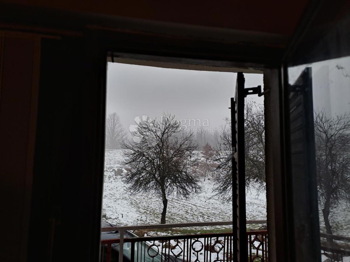 Hiša Na predaj - KARLOVAČKA GENERALSKI STOL