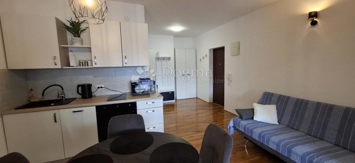 Flat For sale - PRIMORSKO-GORANSKA RAB