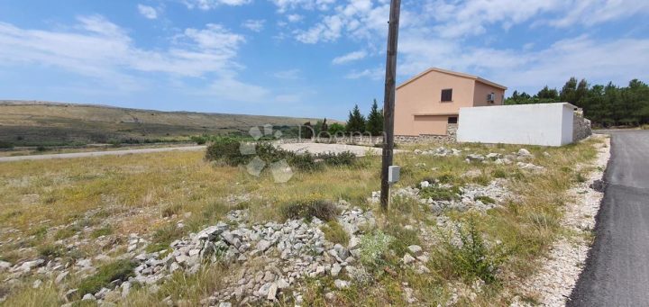 Land for sale 518 m² – Pag