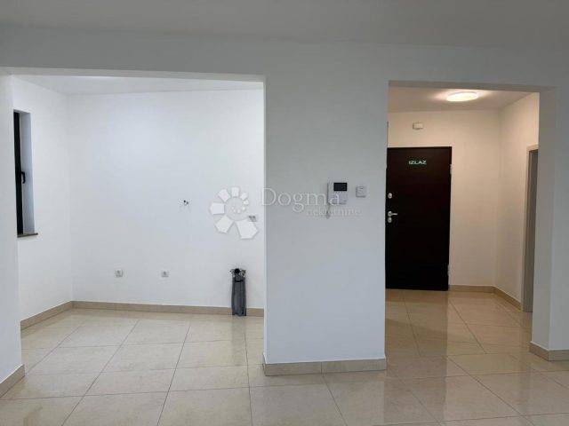 Locaux commerciaux à louer 99 m² – Varaždin