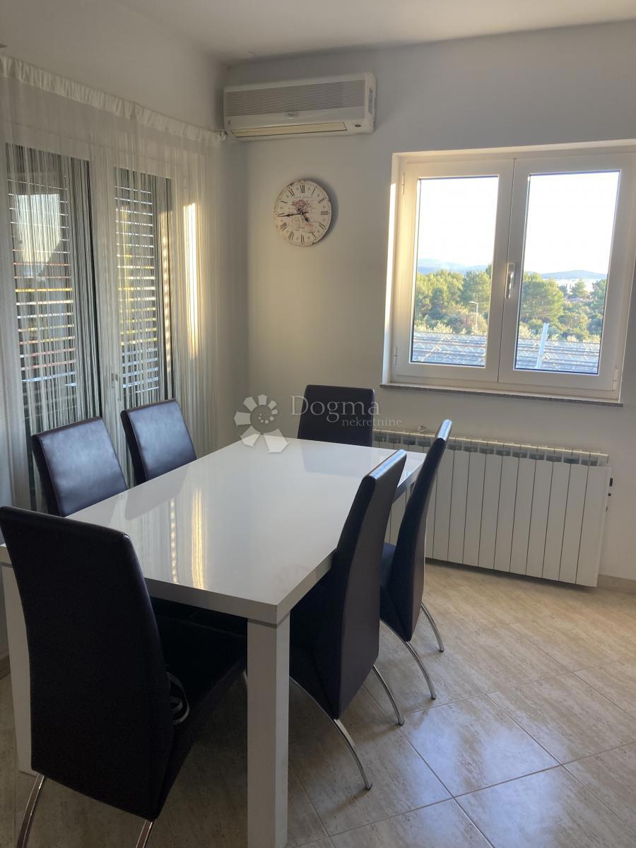 Apartment Zu verkaufen - ŠIBENSKO-KNINSKA ŠIBENIK