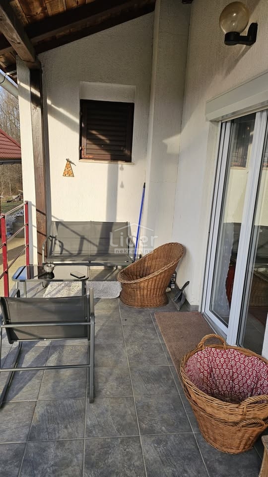 Casa In vendita - KARLOVAČKA TOUNJ