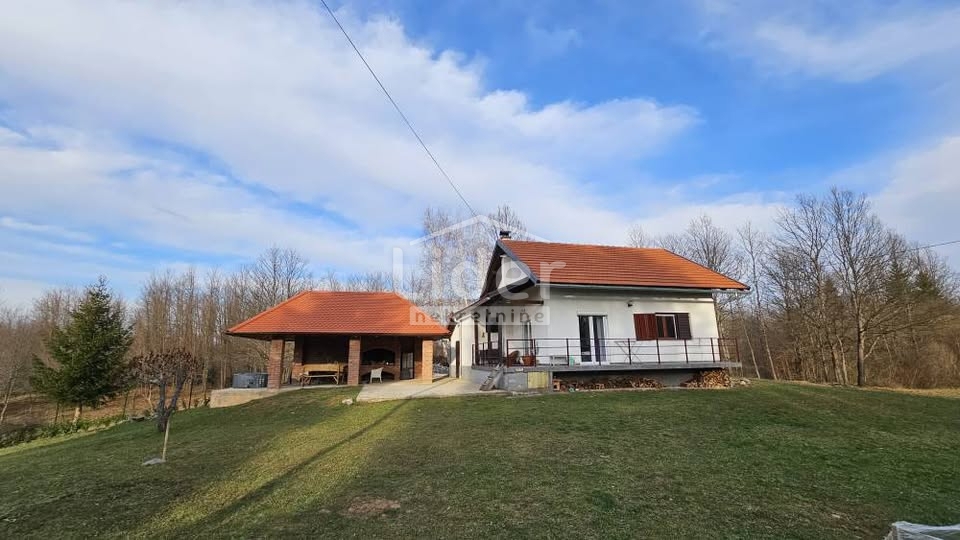 Casa In vendita - KARLOVAČKA TOUNJ