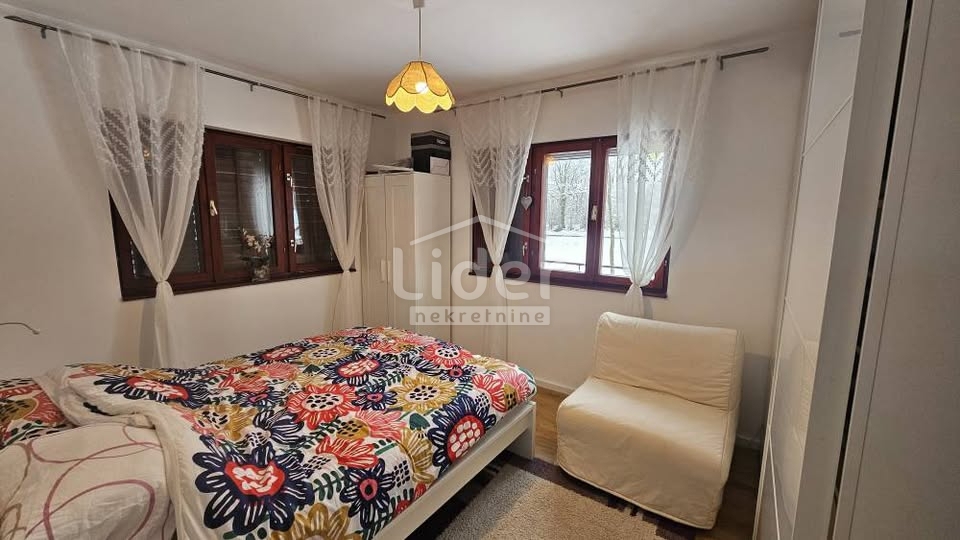 Casa In vendita - KARLOVAČKA TOUNJ