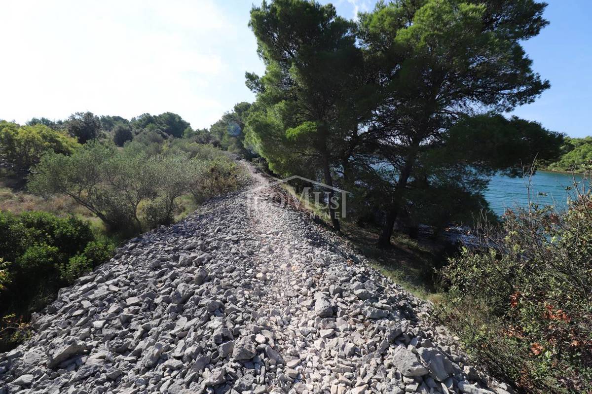 Terreno In vendita - ŠIBENSKO-KNINSKA ŠIBENIK