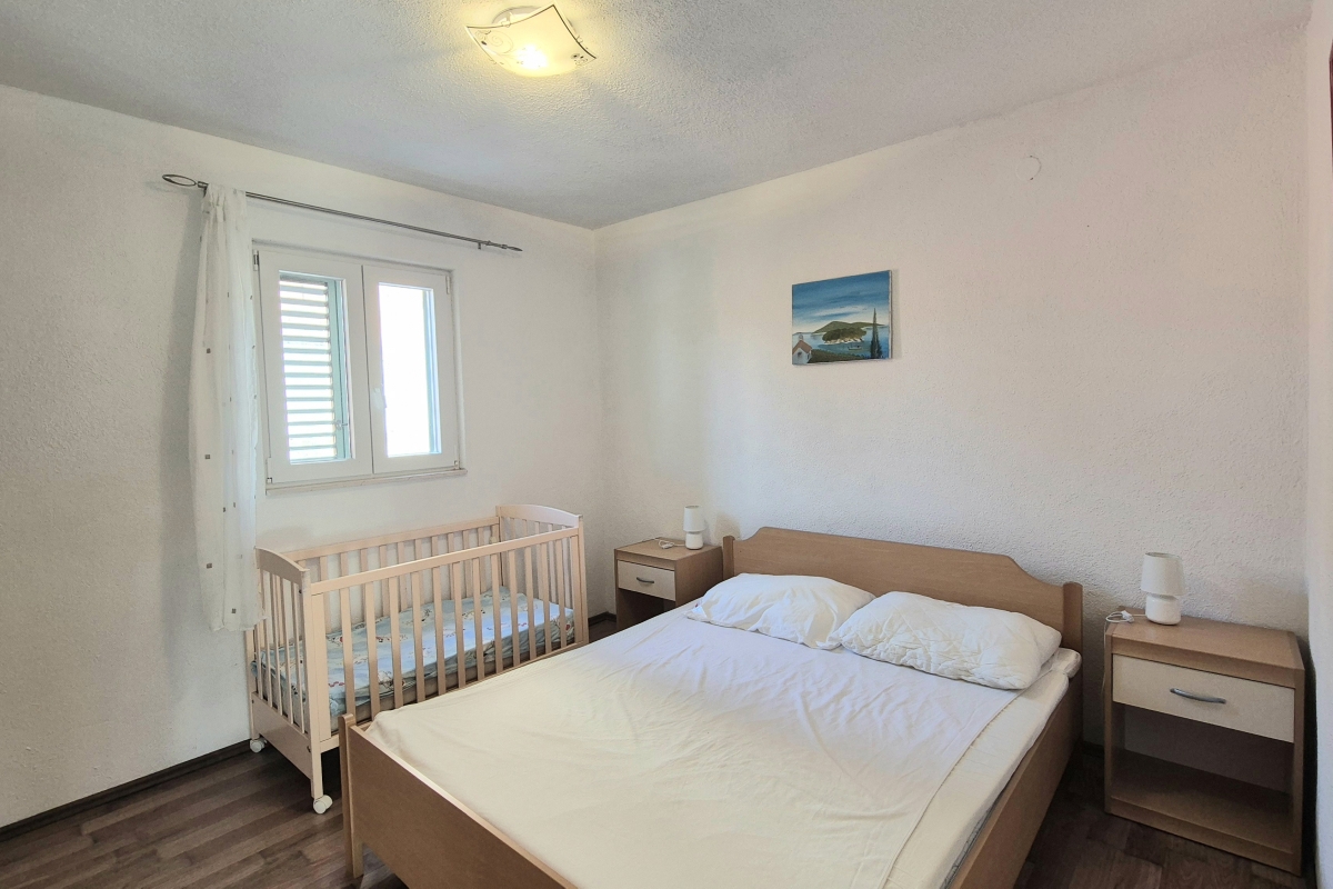 Kuća Na prodaju - SPLITSKO-DALMATINSKA ŠOLTA