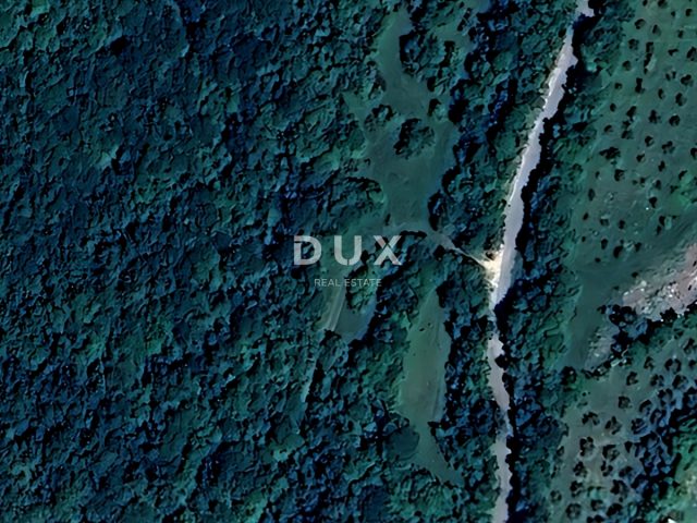 Land for sale 74622 m² – Labin