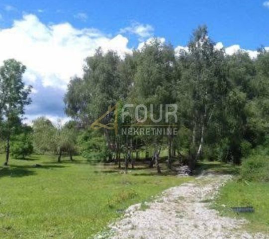 Terreno in vendita 6111 m² – Ravna Gora