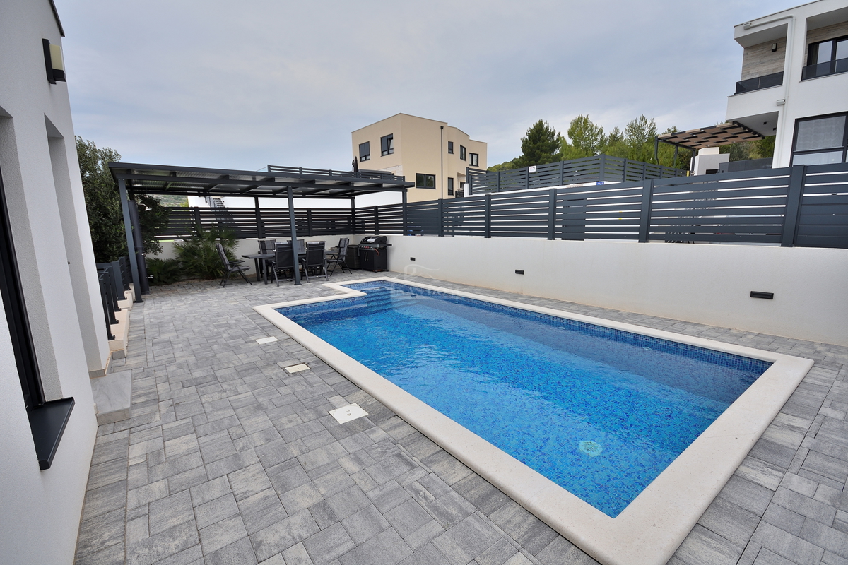 House For sale - šibensko-kninska Vodice - foto 5/35