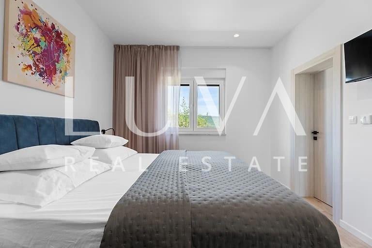 Maison À vendre - SPLITSKO-DALMATINSKA PODBABLJE