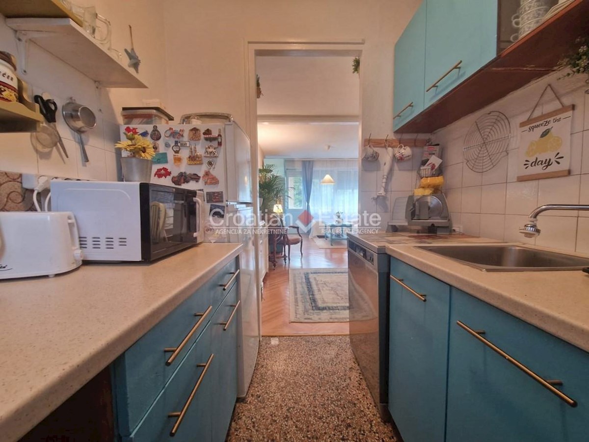 Appartamento Da affittare - SPLITSKO-DALMATINSKA SPLIT
