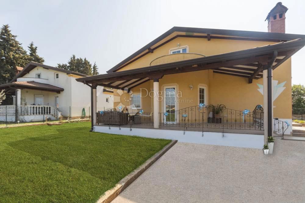 House For sale - Istarska Poreč - foto 1/24