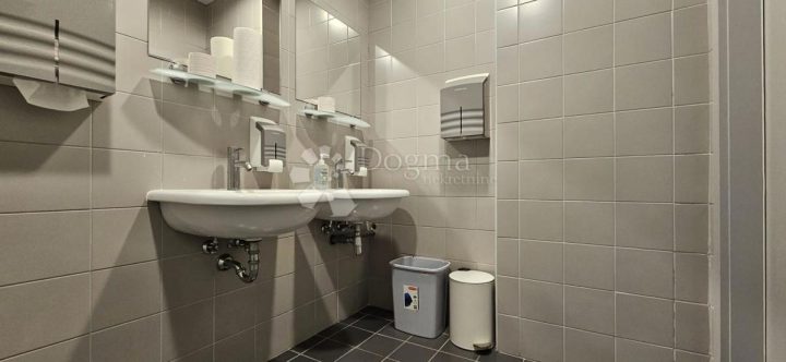Business premises For rent - Istarska Pula - foto 4/13