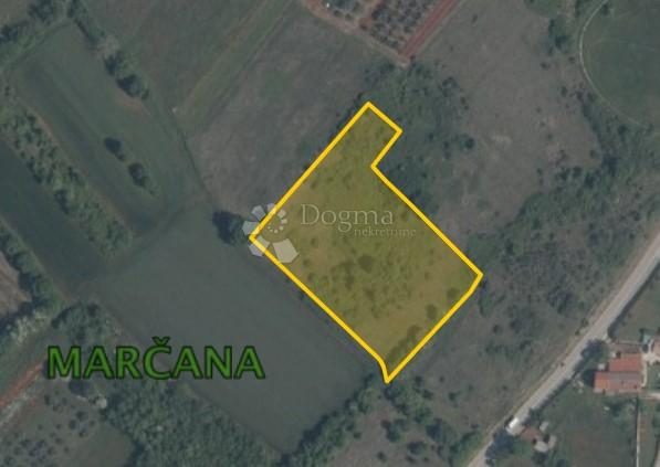 Terreno in vendita 5701 m² – Marčana