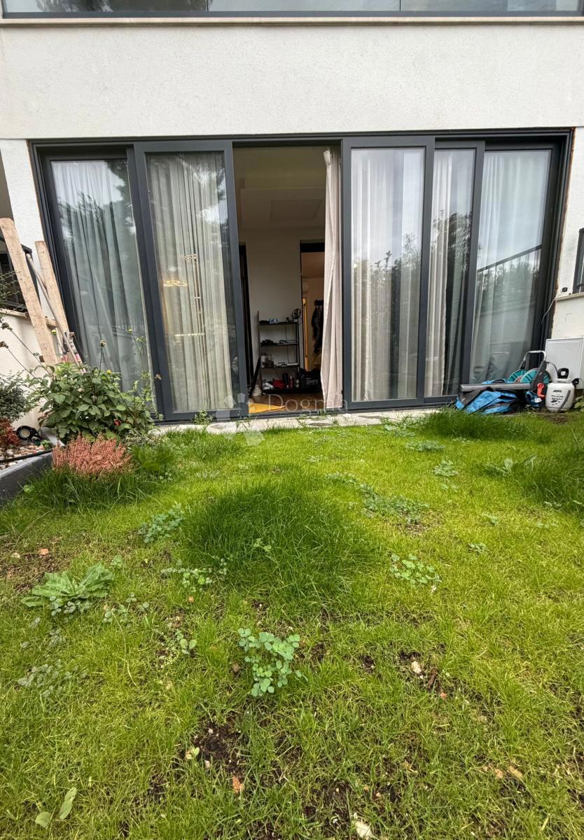 Appartement À vendre - SPLITSKO-DALMATINSKA SPLIT