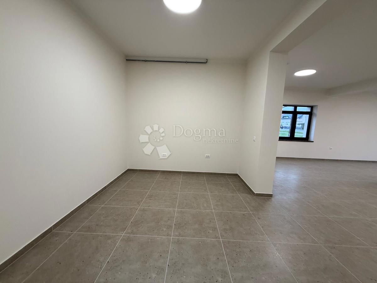Poslovni prostor Za najam - VARAŽDINSKA TRNOVEC BARTOLOVEČKI