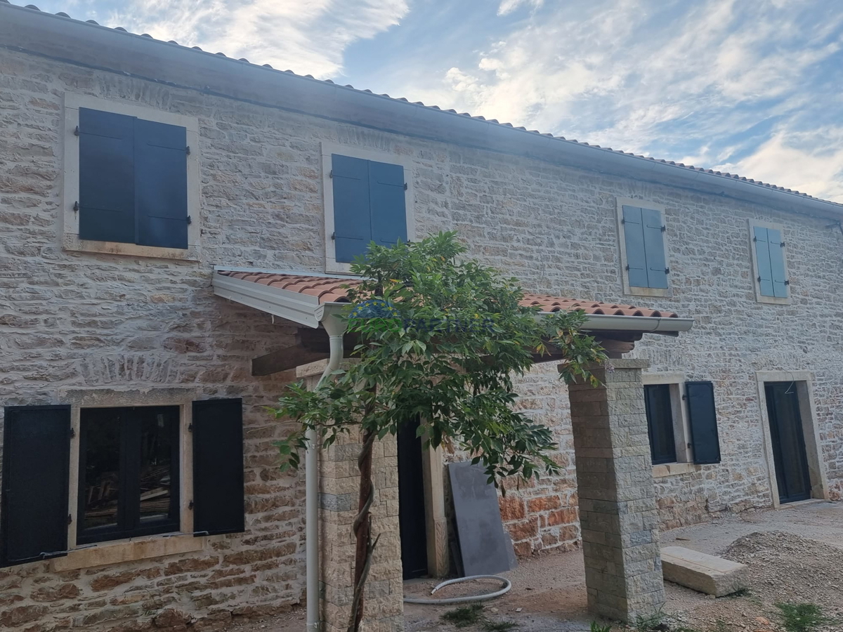 Hiša Na predaj - ISTARSKA BARBAN