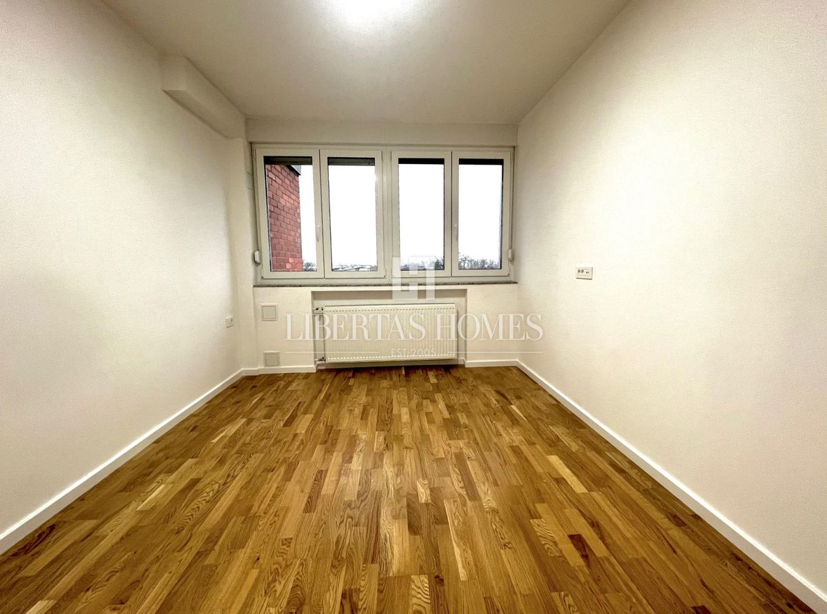 Mieszkanie Na sprzedaż - GRAD ZAGREB ZAGREB
