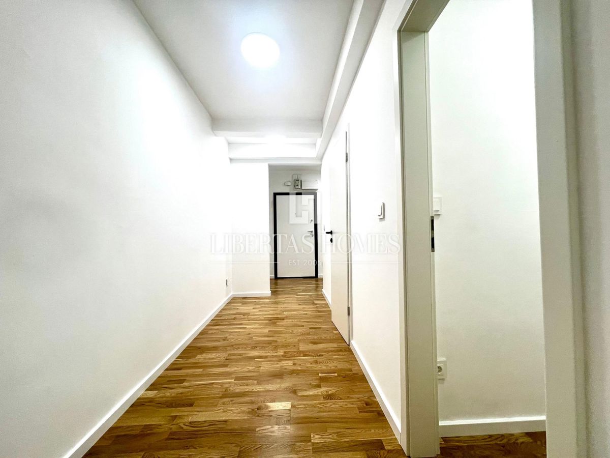 Mieszkanie Na sprzedaż - GRAD ZAGREB ZAGREB