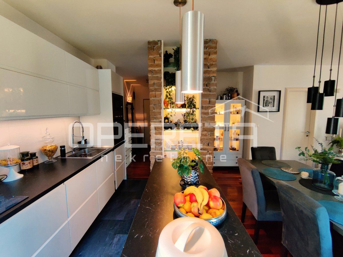 Flat For sale - SPLITSKO-DALMATINSKA SPLIT