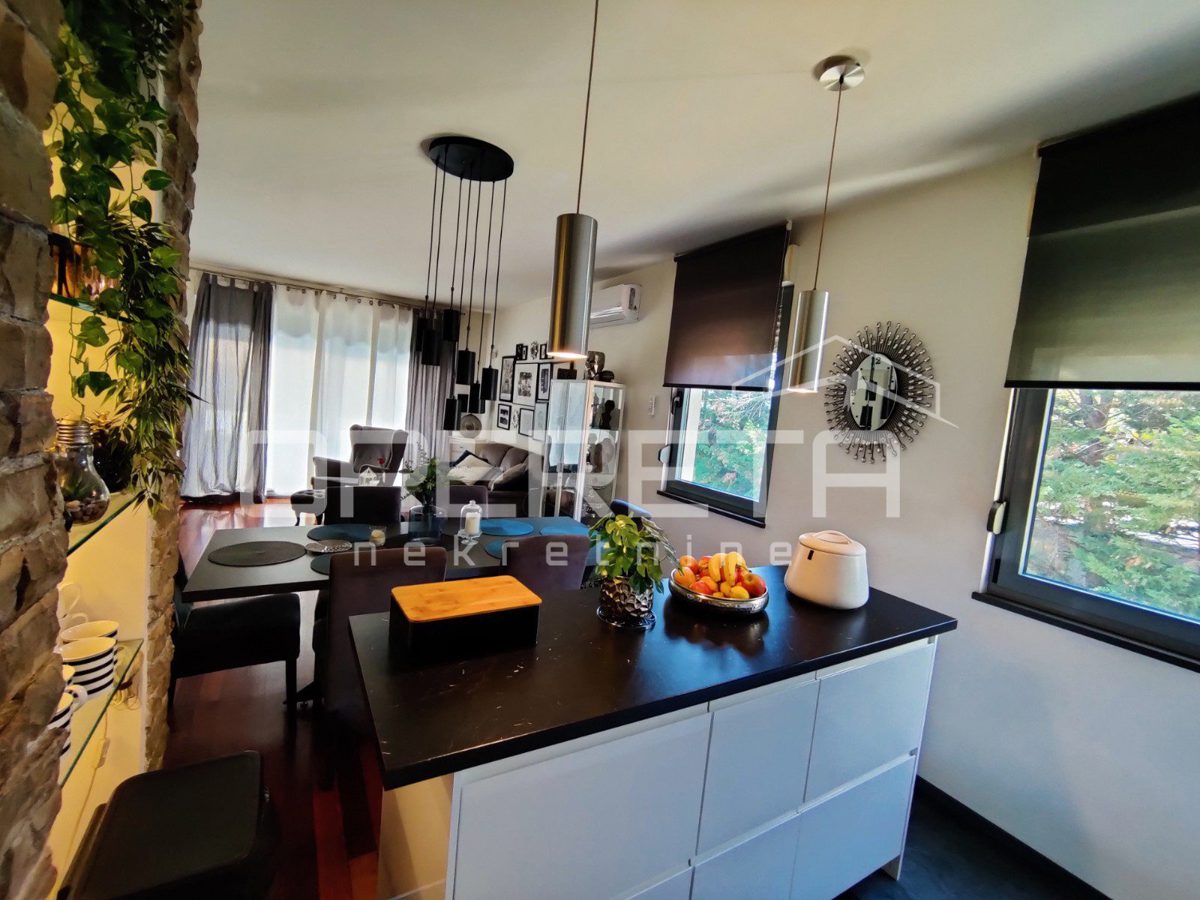 Flat For sale - SPLITSKO-DALMATINSKA SPLIT