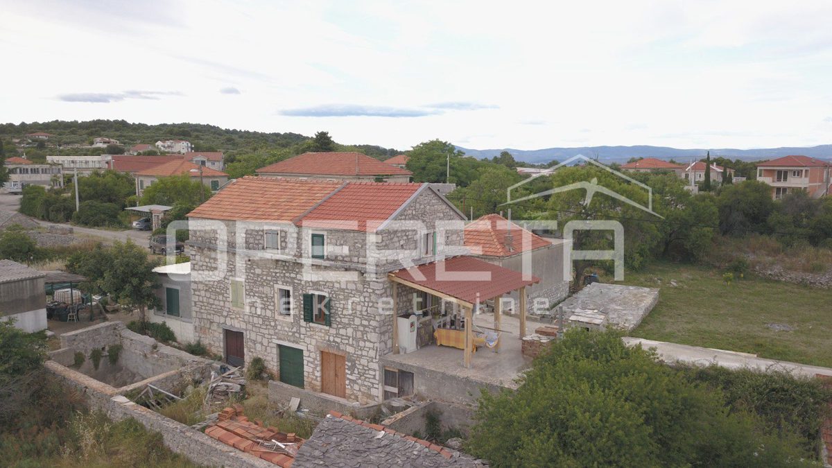 Maison À vendre - SPLITSKO-DALMATINSKA ŠOLTA