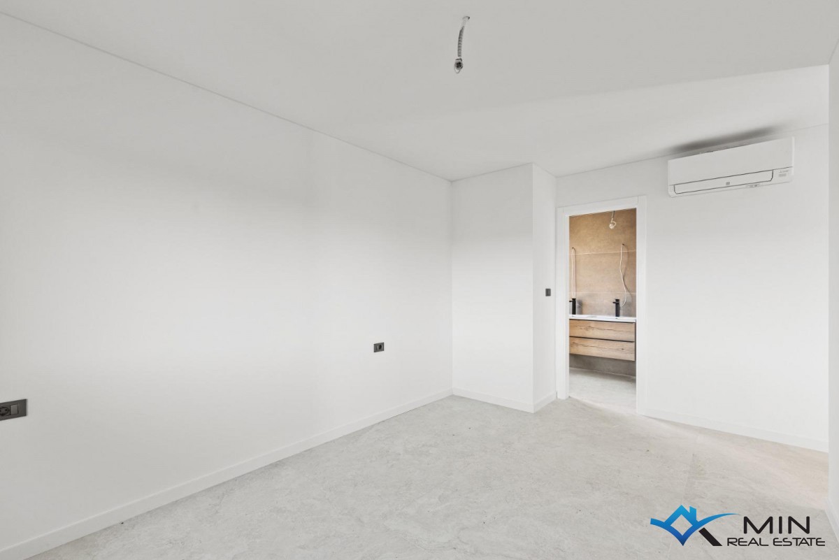 Apartmán Na predaj - ISTARSKA POREČ