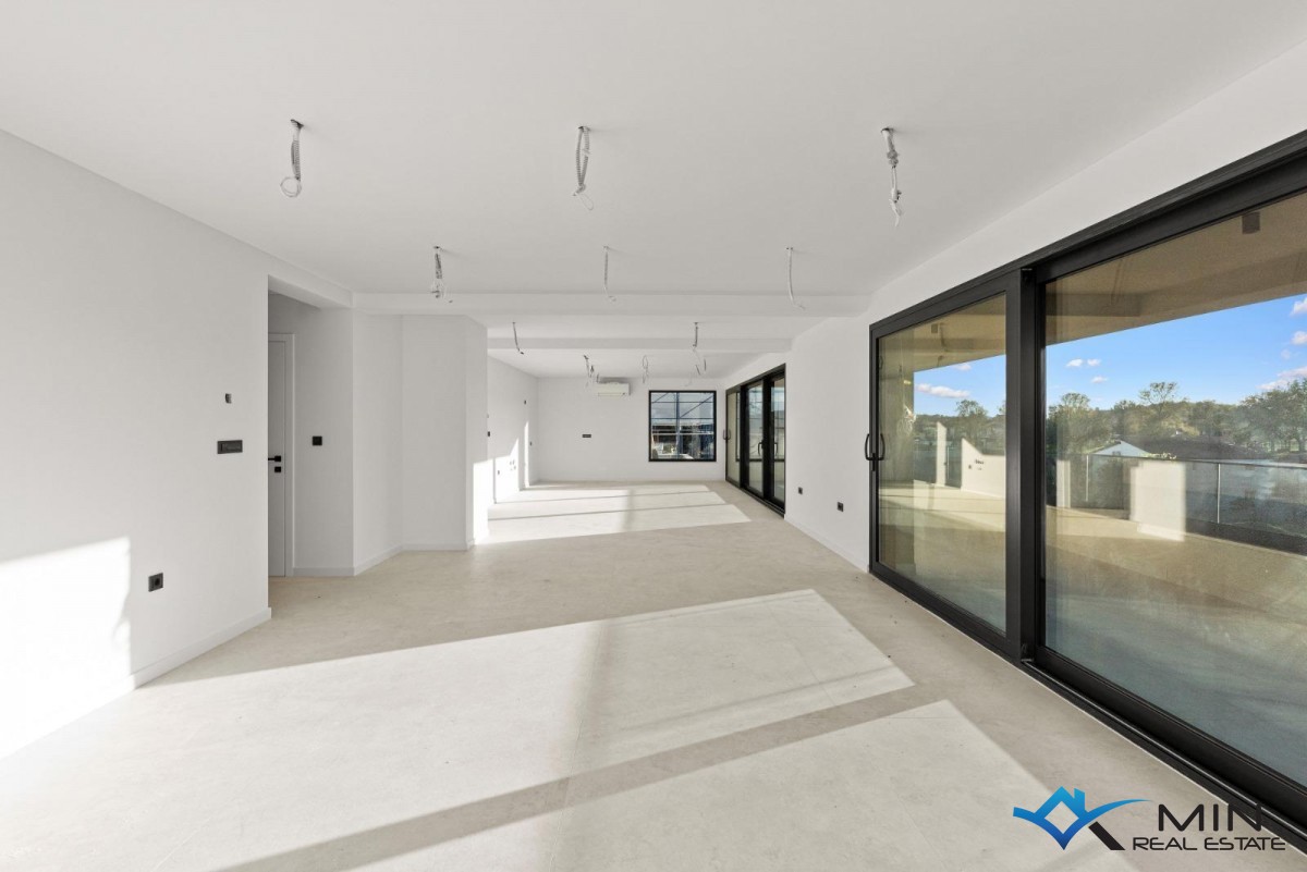 Apartmán Na predaj - ISTARSKA POREČ