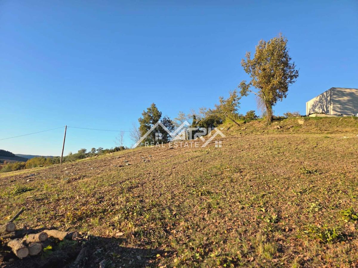 Zemljište Na prodaju - ISTARSKA MOTOVUN