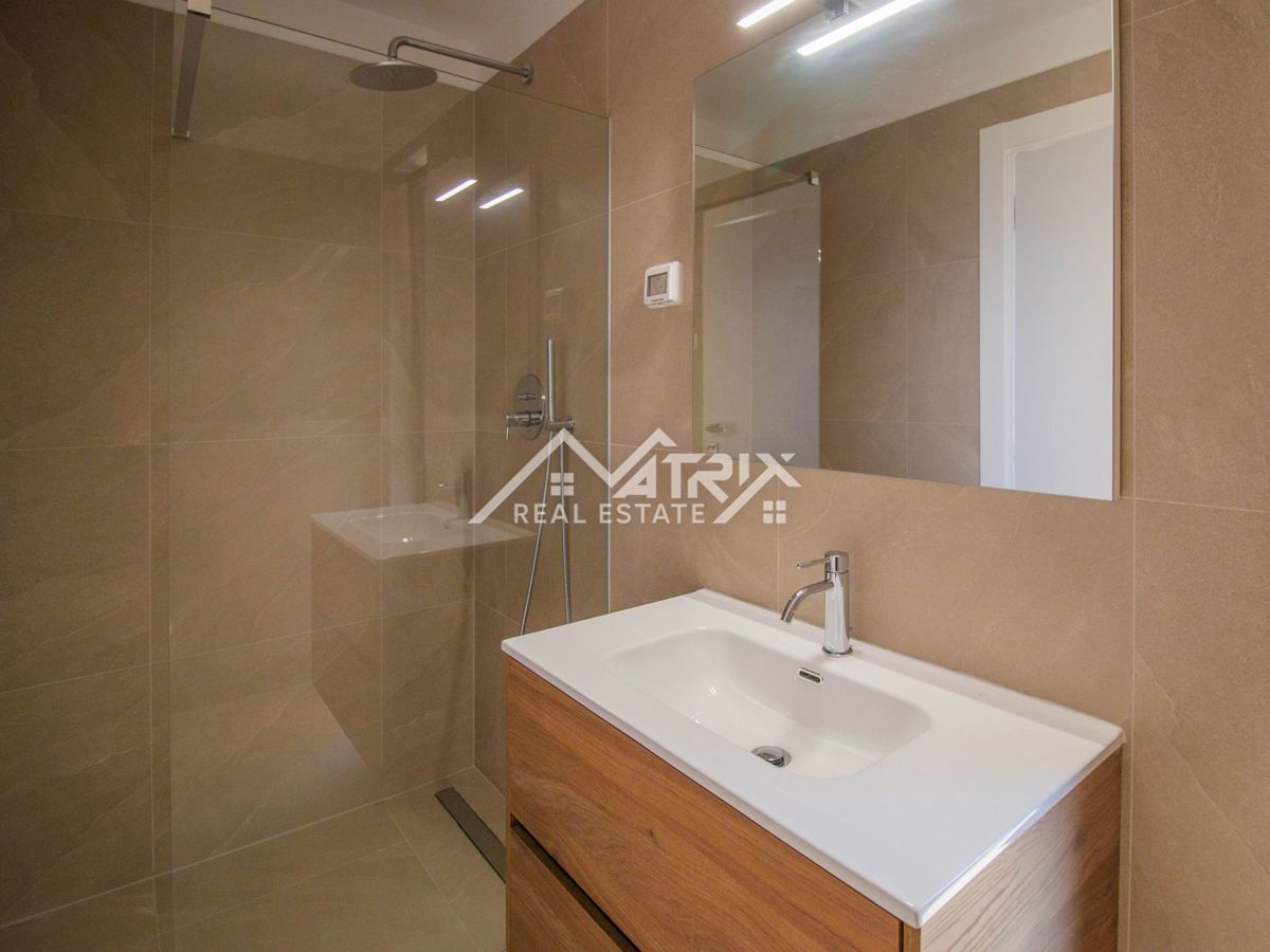 Flat For sale - ISTARSKA NOVIGRAD