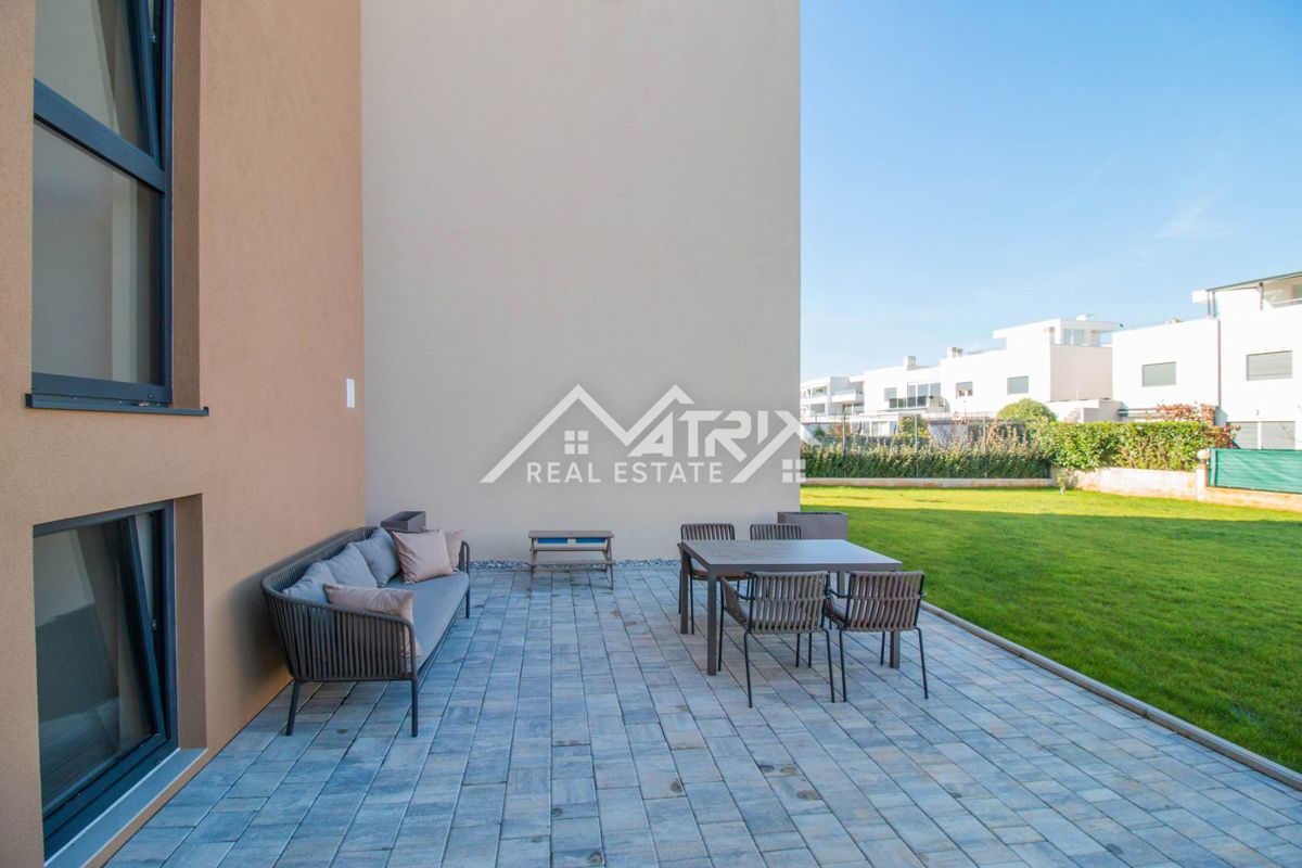 Flat For sale - ISTARSKA NOVIGRAD