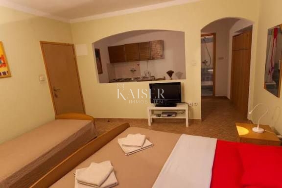 Casa In vendita - PRIMORSKO-GORANSKA CRES
