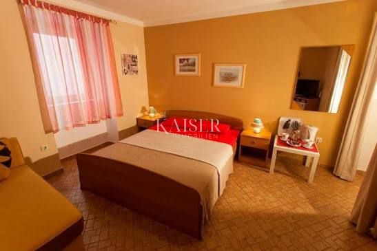 Casa In vendita - PRIMORSKO-GORANSKA CRES