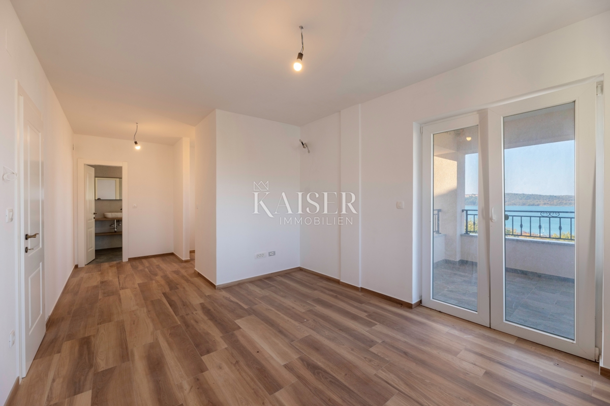 Casa In vendita - PRIMORSKO-GORANSKA KRK
