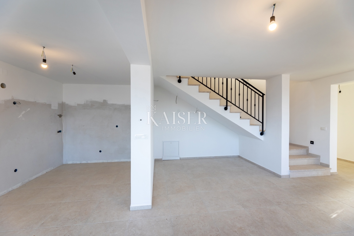 Casa In vendita - PRIMORSKO-GORANSKA KRK