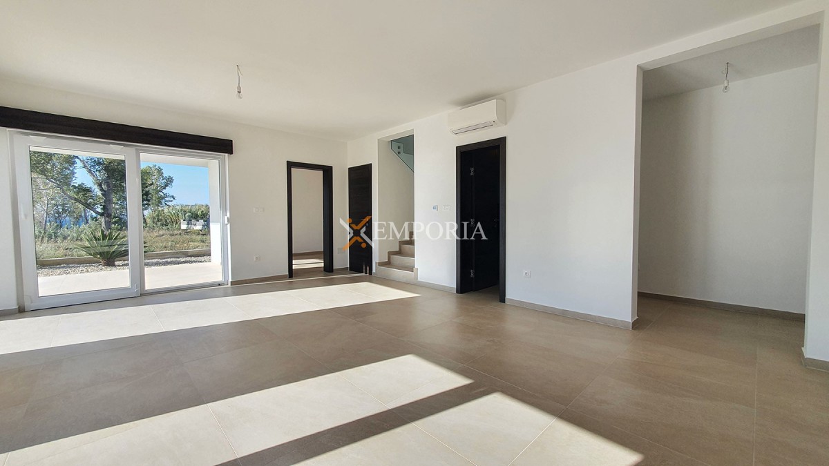 House For sale - ZADARSKA PRIVLAKA
