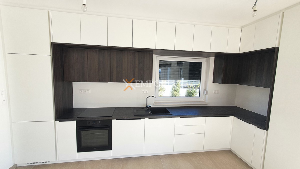 House For sale - ZADARSKA PRIVLAKA