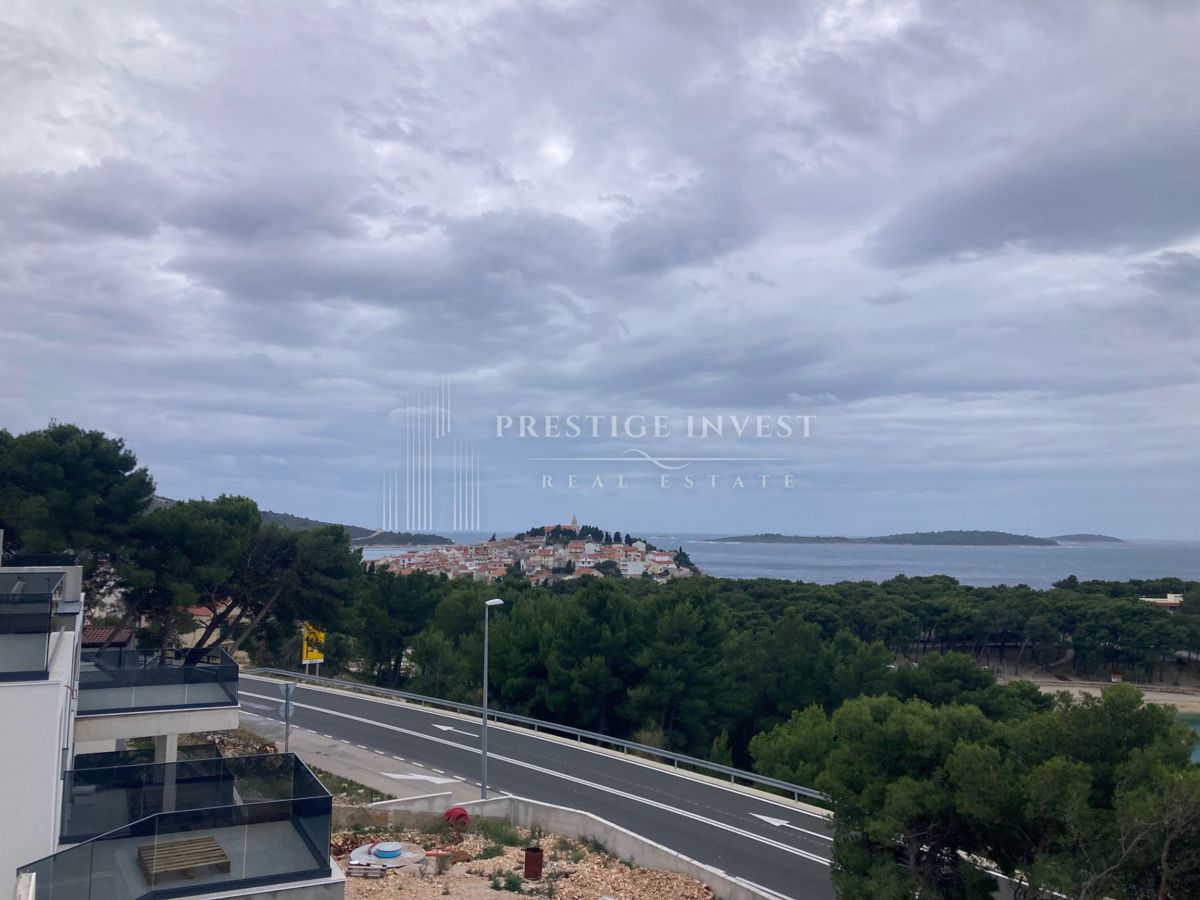 Appartement À vendre - ŠIBENSKO-KNINSKA PRIMOŠTEN