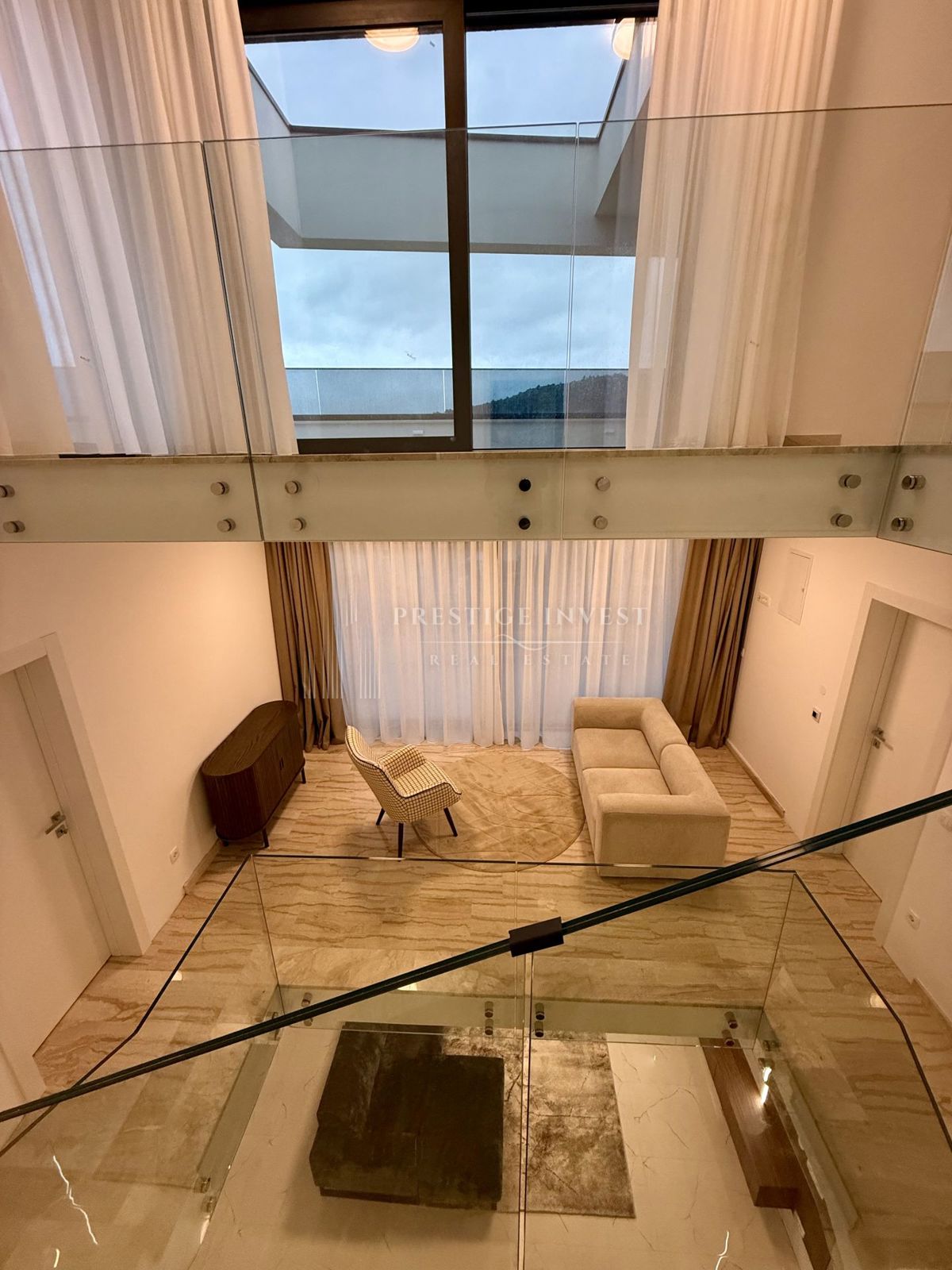 Haus Zu verkaufen - ŠIBENSKO-KNINSKA ROGOZNICA