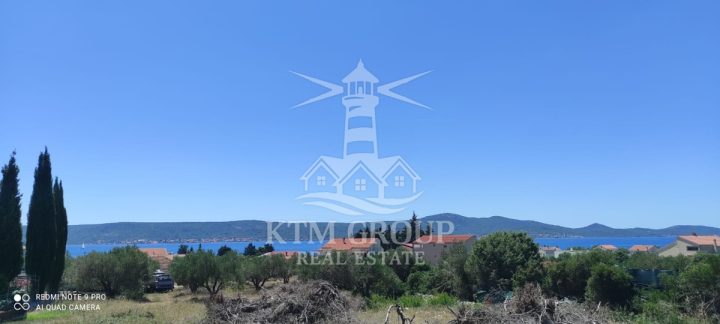 Pozemok na predaj 727 m² – Sveti Filip I Jakov