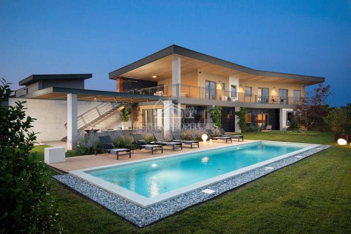 Haus zu verkaufen 400 m² – Pula