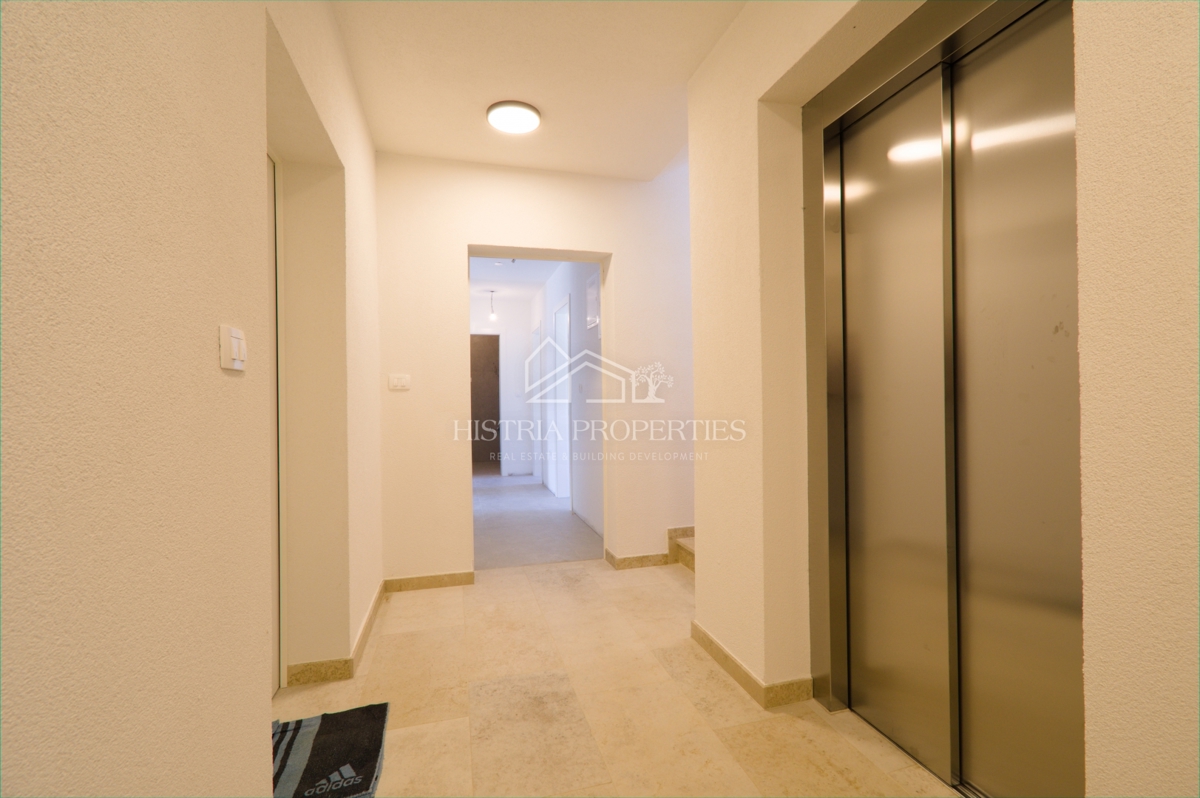 Appartamento In vendita - ISTARSKA POREČ