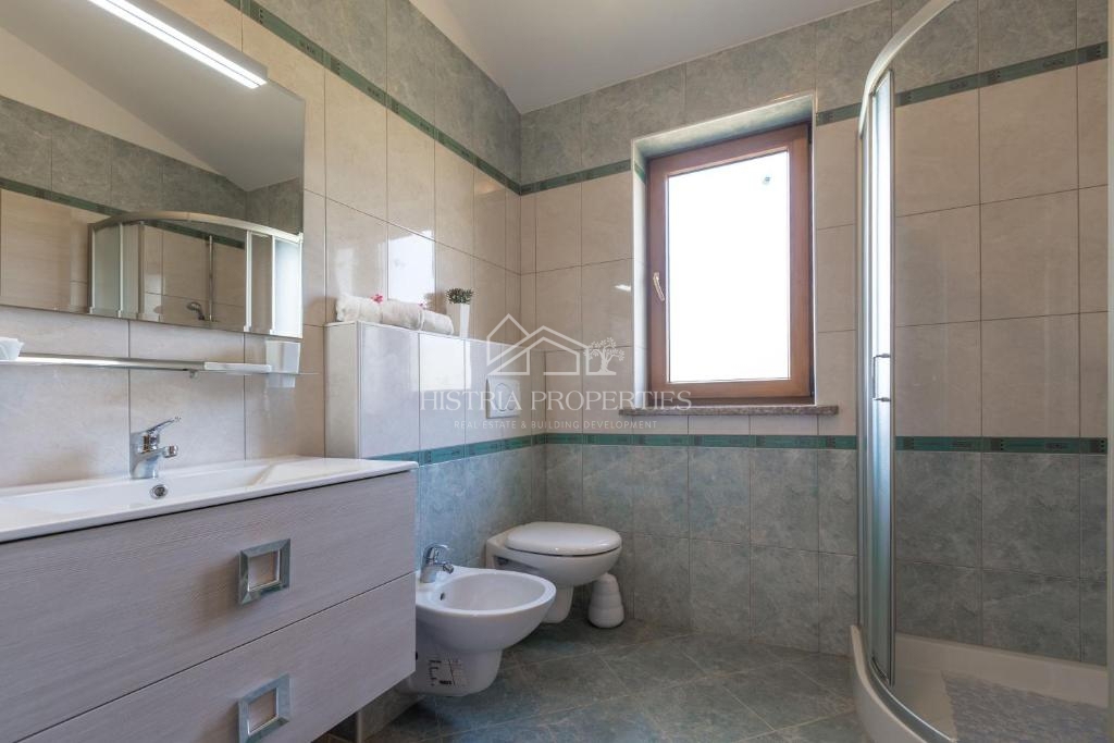 Kuća Na prodaju - ISTARSKA POREČ