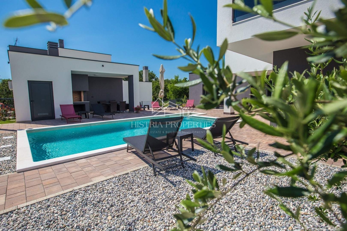 Haus Zu verkaufen - ISTARSKA POREČ