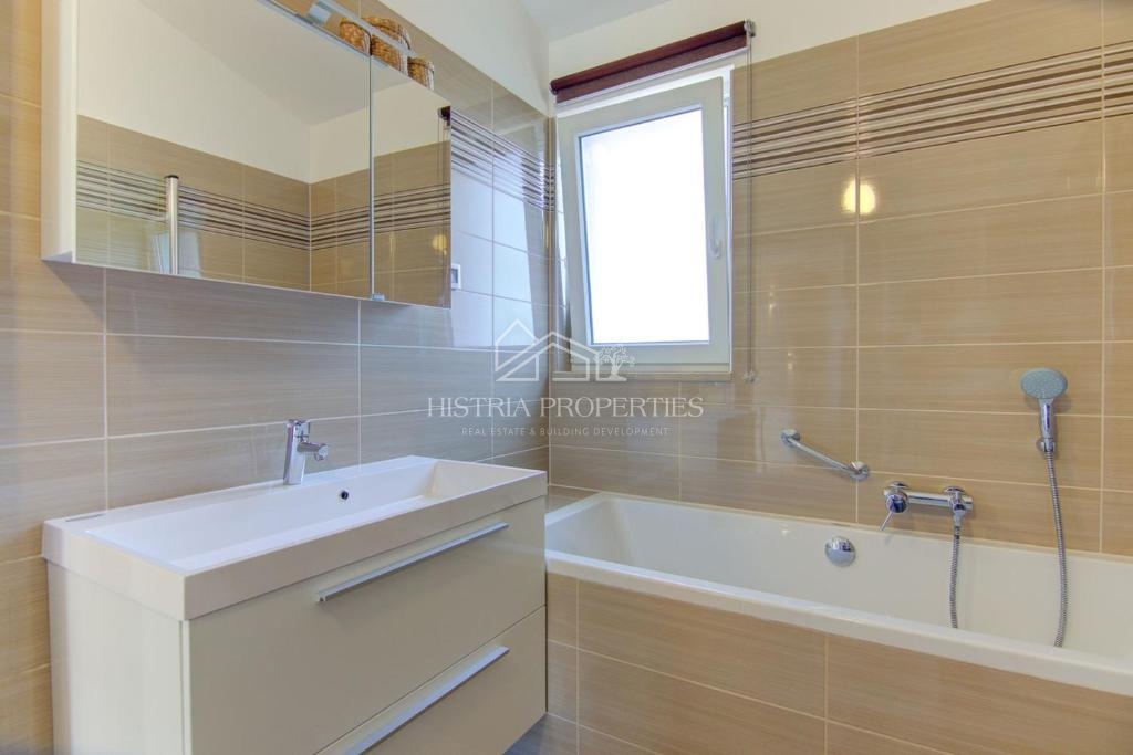 House For sale - ISTARSKA POREČ