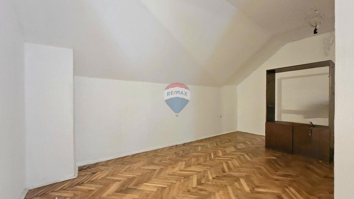 Hiša Na predaj - GRAD ZAGREB ZAGREB
