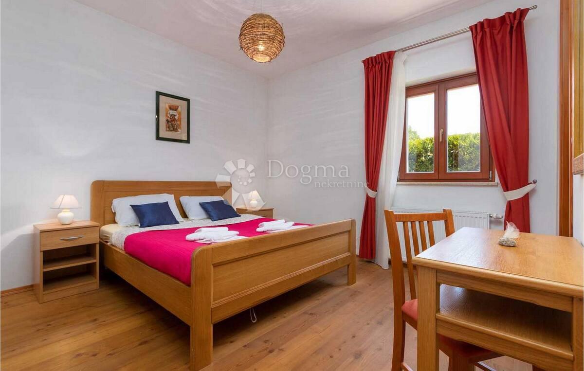 Haus Zu verkaufen - ISTARSKA TINJAN