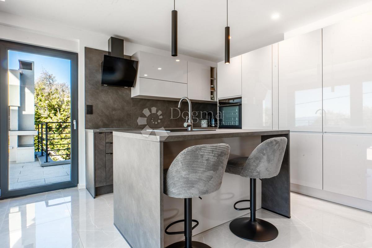 Apartment Zu verkaufen KOSTRENA