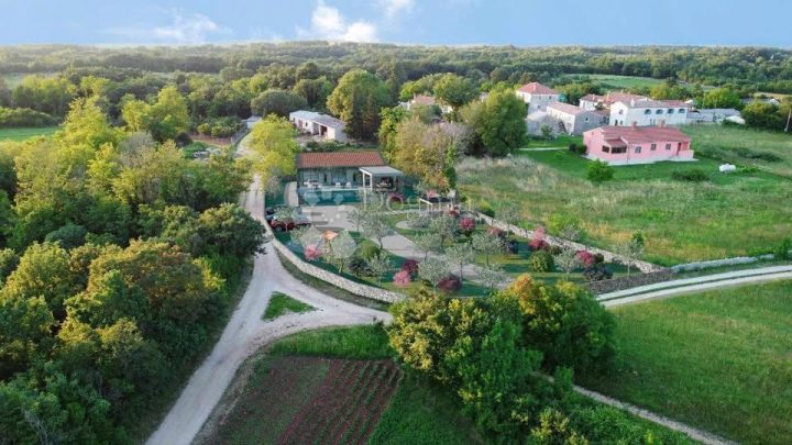 Pozemok na predaj 1690 m² – Žminj